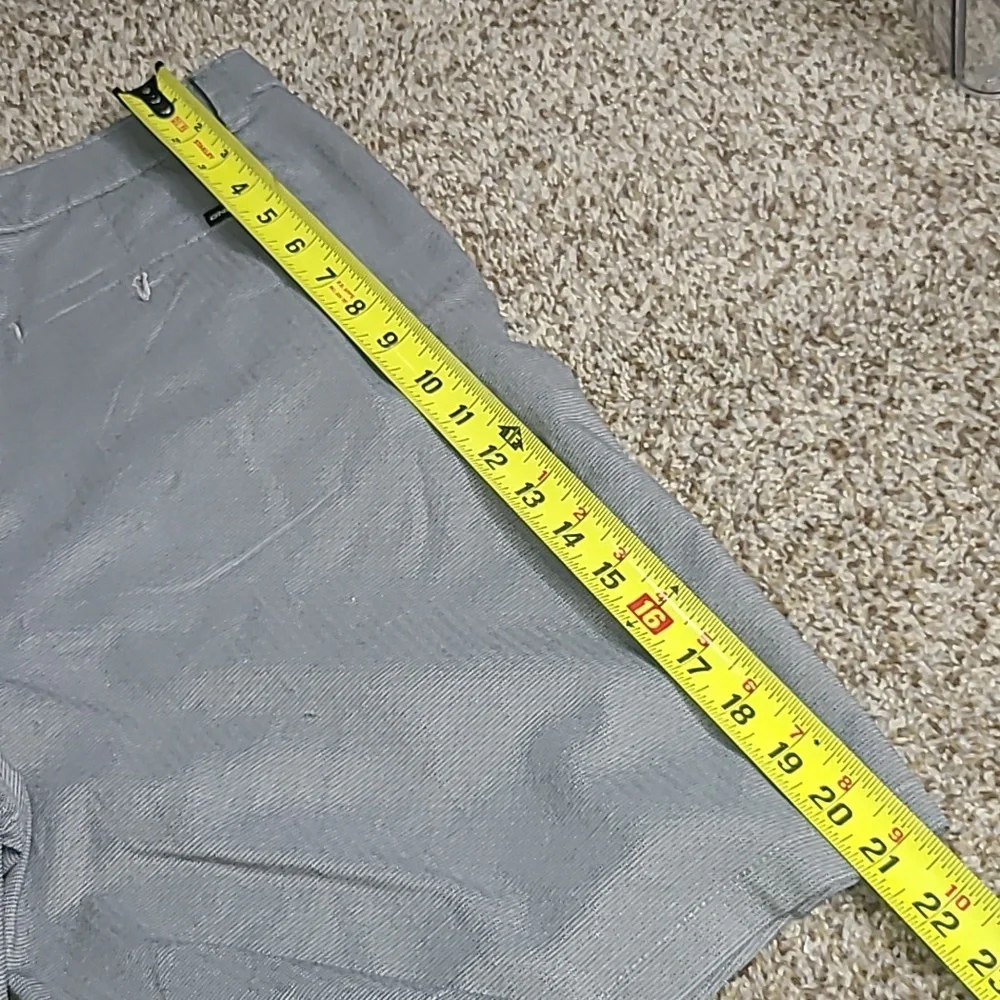 O'Neill Men's Light Gray Flat Front Shorts